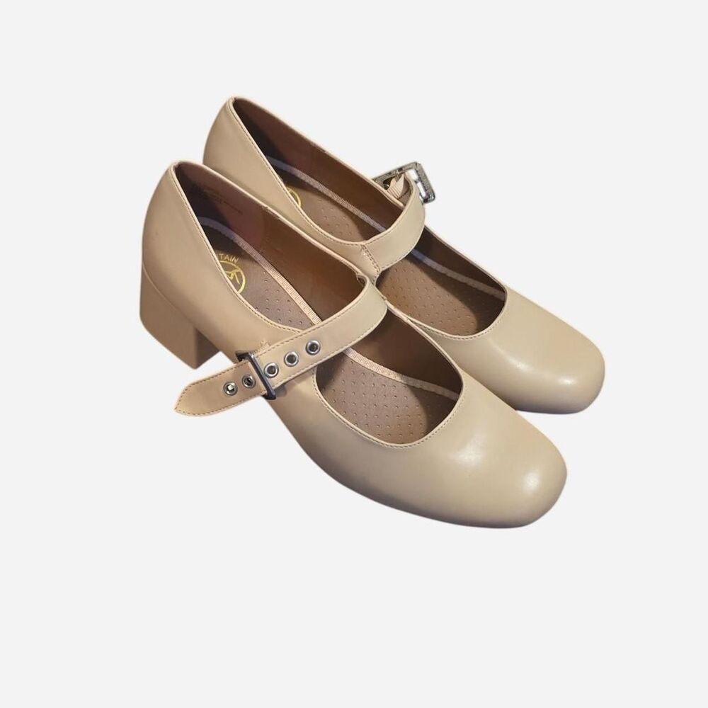 NIB White Mountain Cream Mary Jane Chunky Square Heel β Size 10